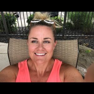 Meet your Posher, Marci